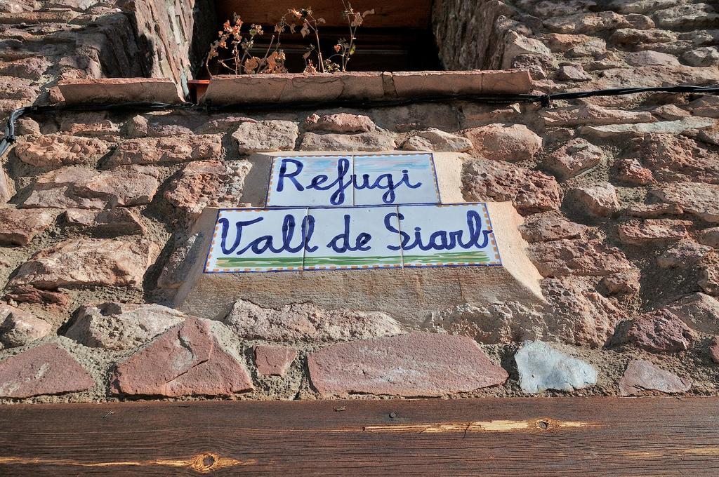 Refugi Rural Vall De Siarb Hostel Llagunes Bagian luar foto